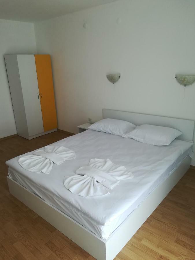 Apartment Rutland Ravda Exteriör bild